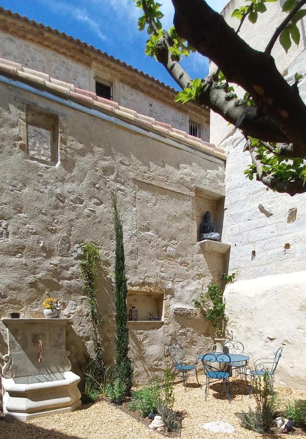 La Casa De Boulbon Hotel Exterior photo